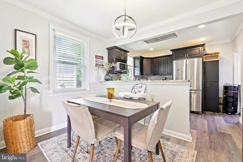 Photo of 4214 THORNCLIFF ROAD