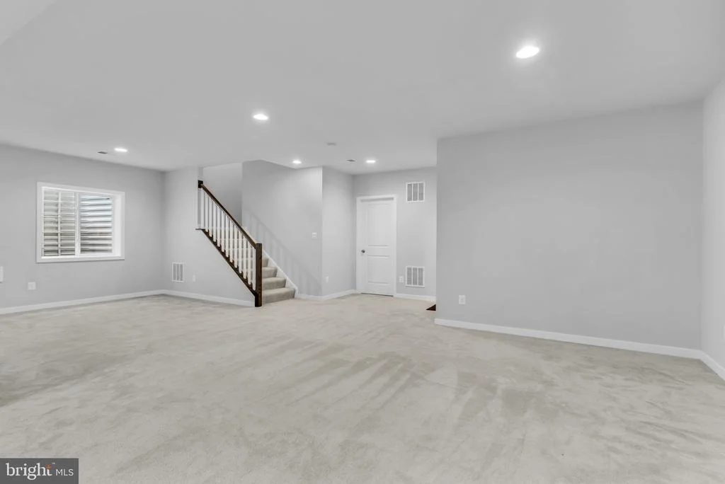 Photo of 41919 SPRING AIR DRIVE