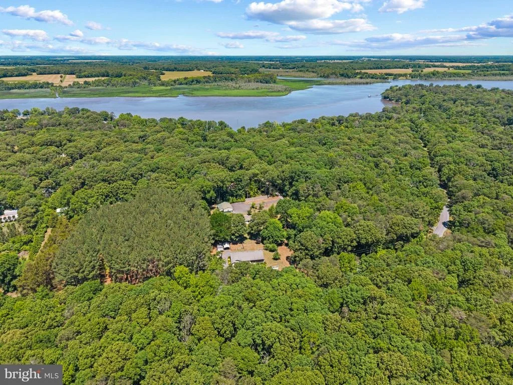 Photo of 23116 GILPIN POINT ROAD