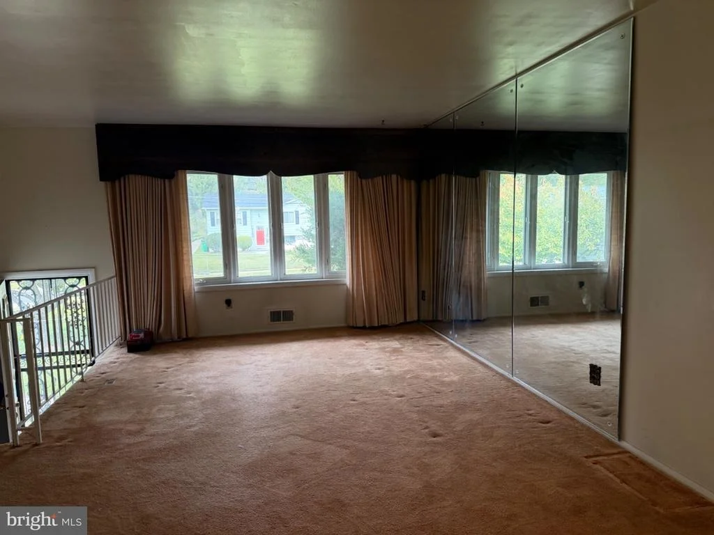 Photo of 6911 CANYON DRIVE
