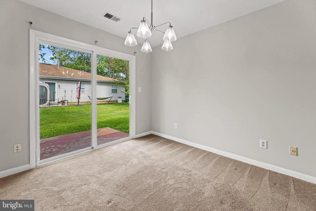 Photo of 593 PLAIN ROAD