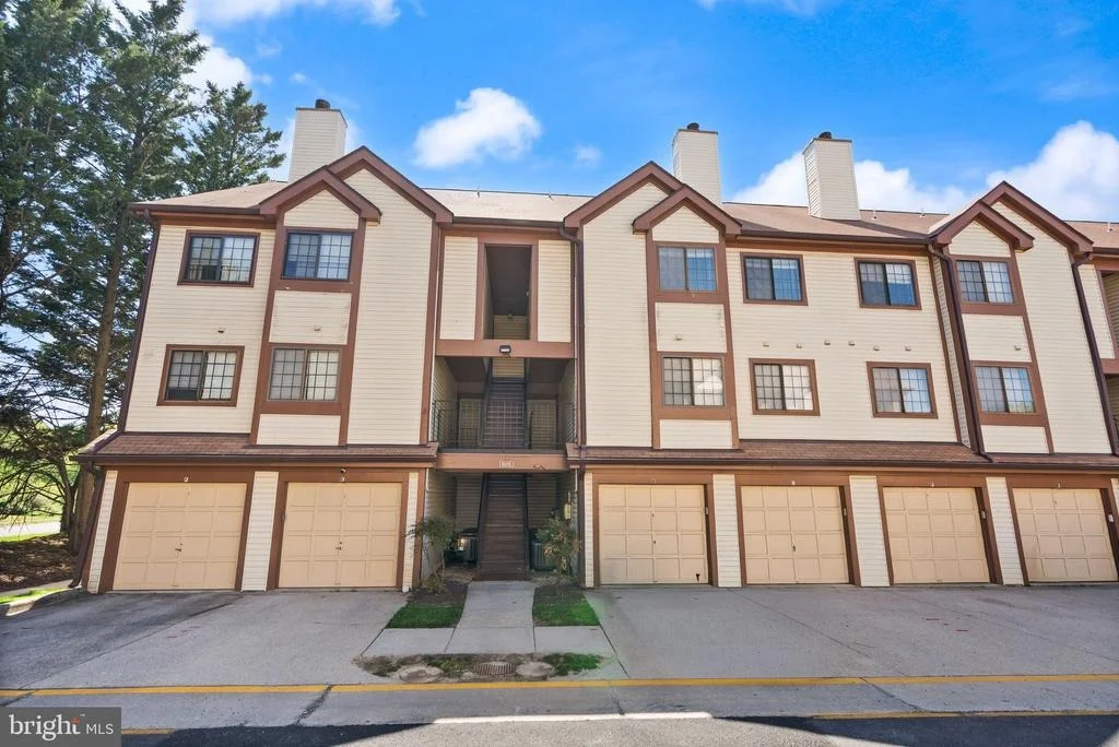 Photo of Unit C at 6013 CURTIER DRIVE