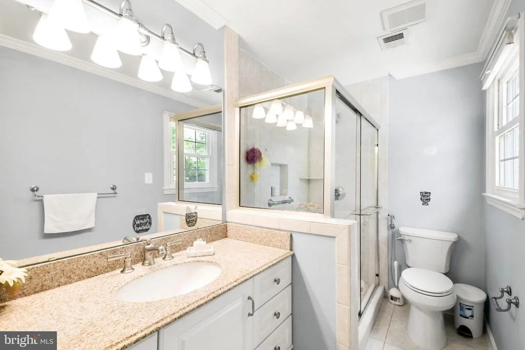Photo of 24604 CUTSAIL DRIVE