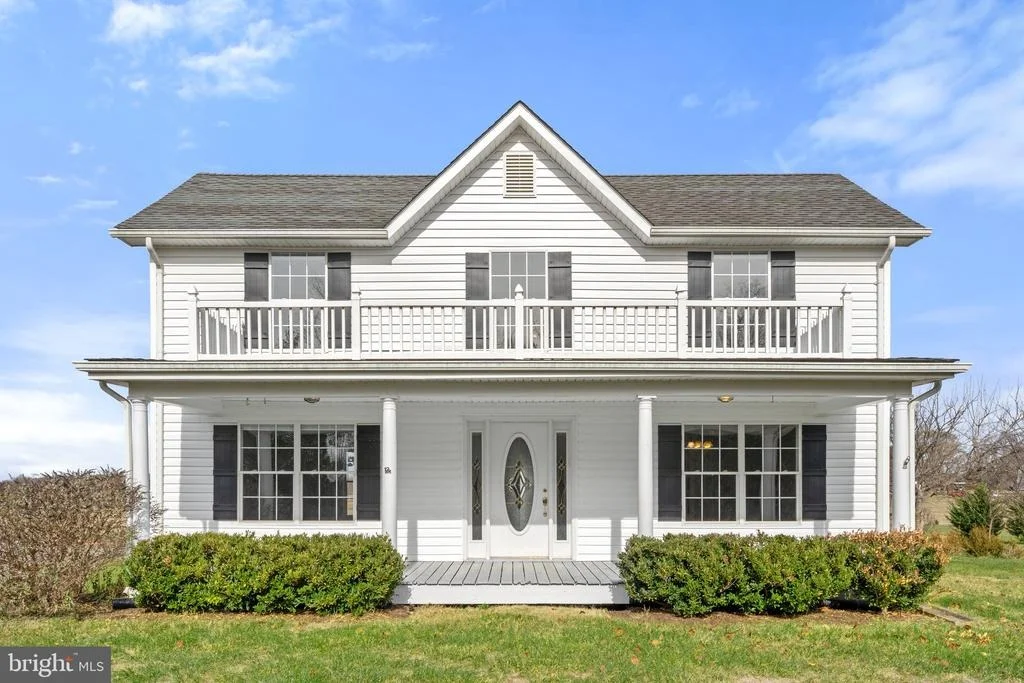 Photo of 18499 AUBURN ROAD