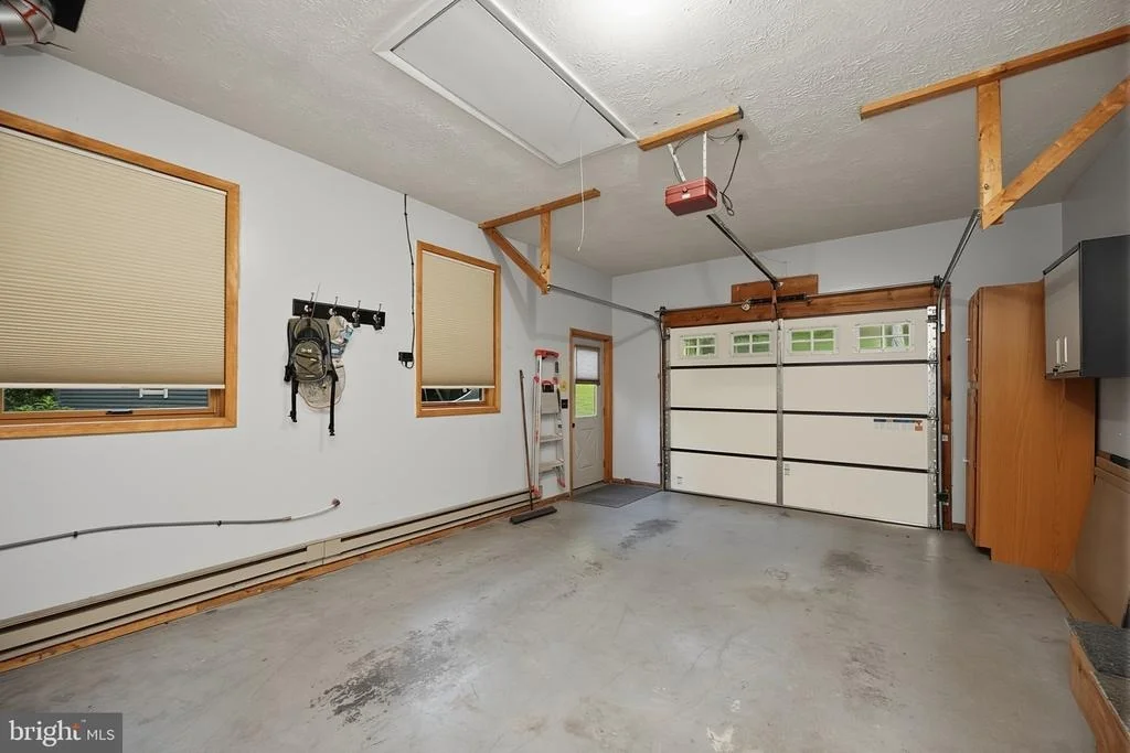Photo of 253 GLEANINGS DRIVE
