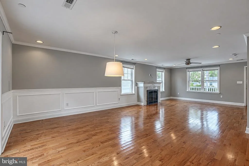 Photo of 7420 CHESAPEAKE ROAD