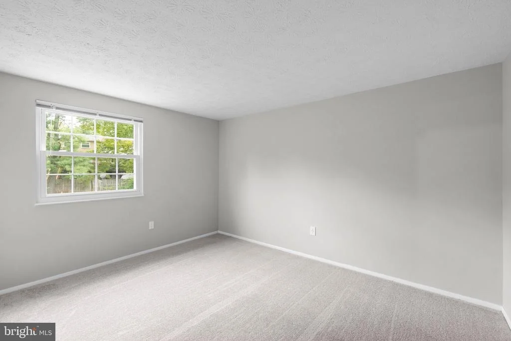 Photo of 17929 DANUBE LANE