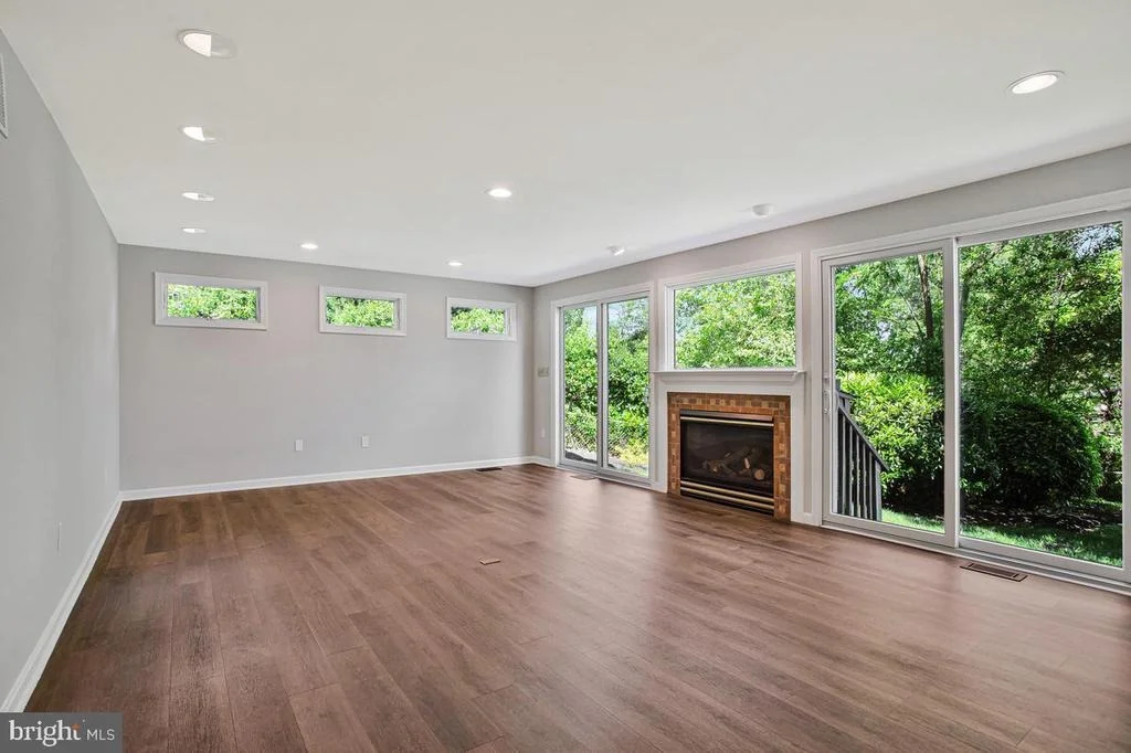 Photo of 421 EDGEWATER ROAD