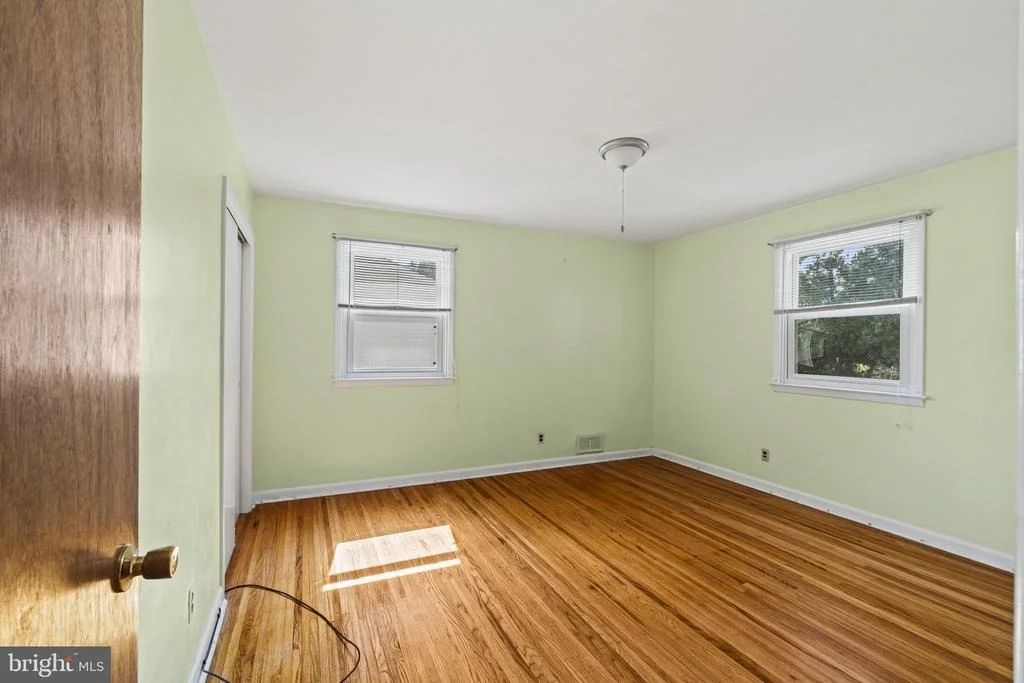 Photo of 440 WILLOW DRIVE