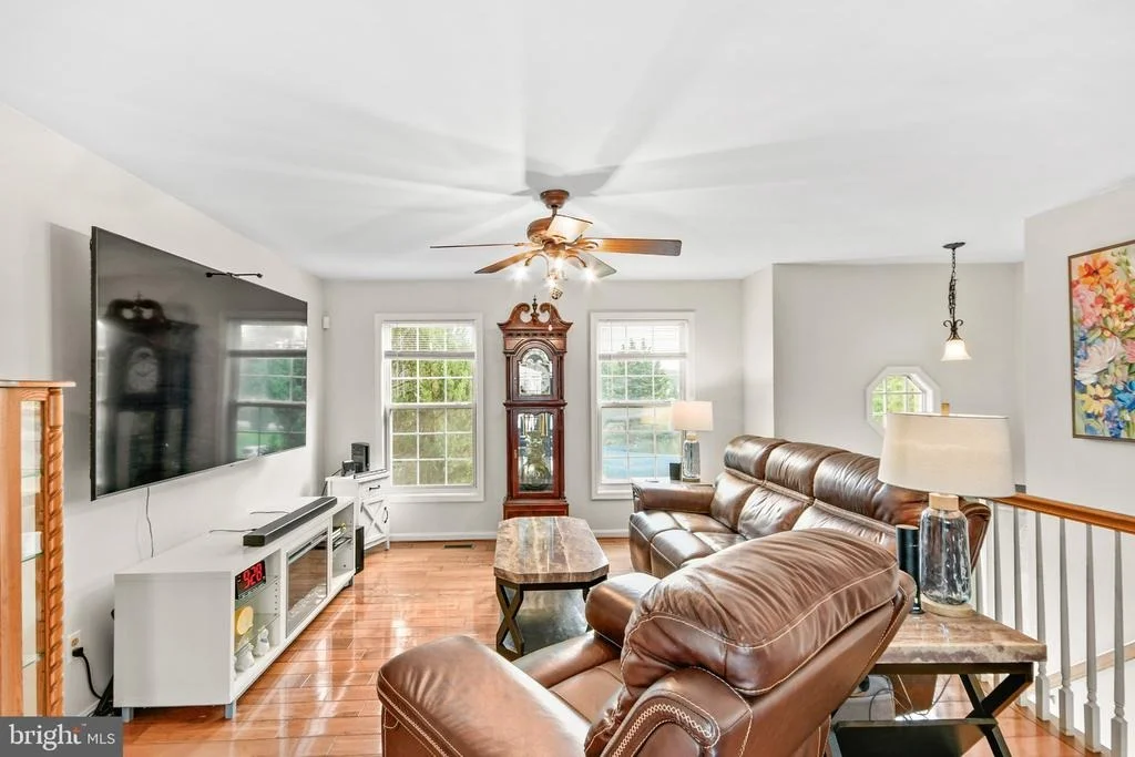 Photo of 16902 READING DRIVE