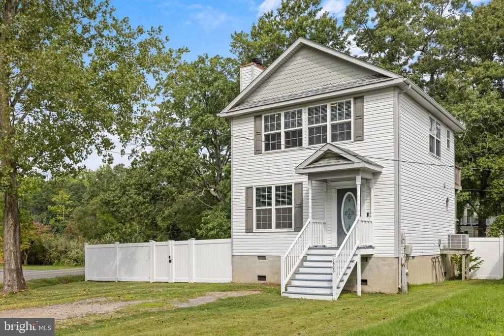 Photo of 1500 GARST ROAD