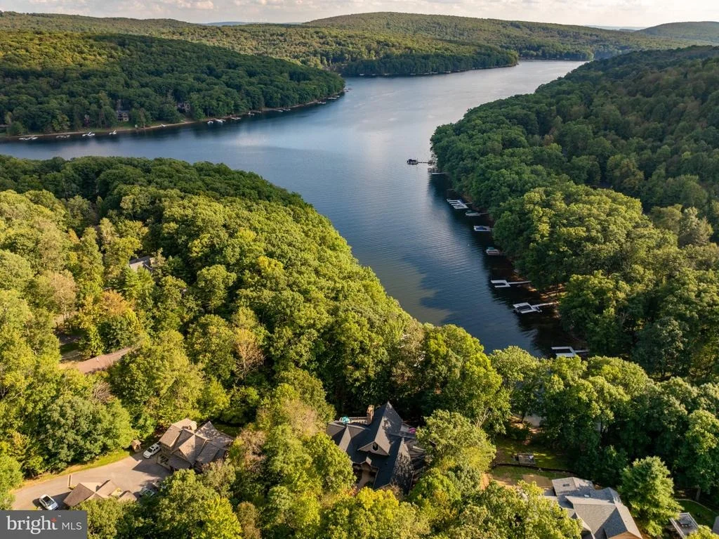 Photo of 2747 MARSH HILL ROAD