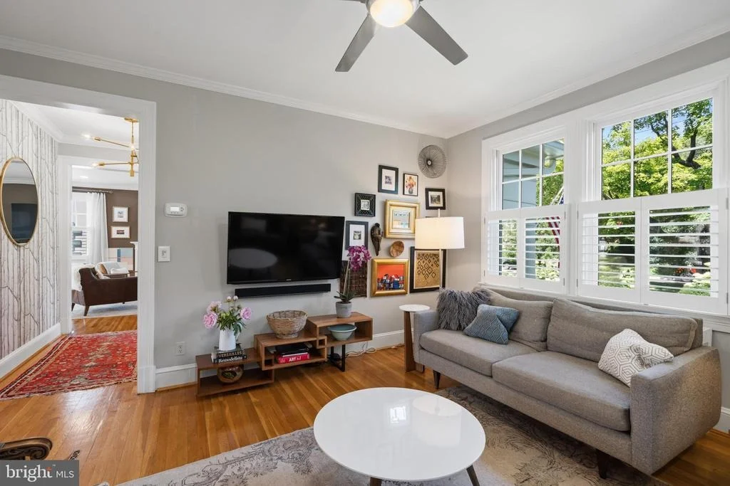 Photo of 4616 CHEVY CHASE BOULEVARD