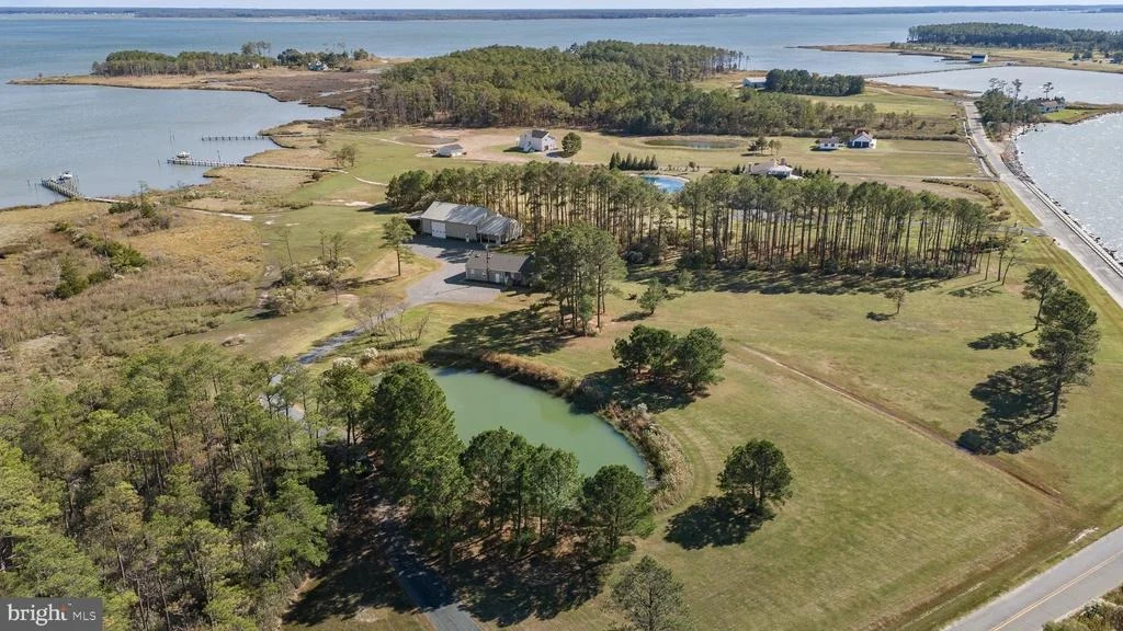 Photo of 5253 RAGGED POINT ROAD