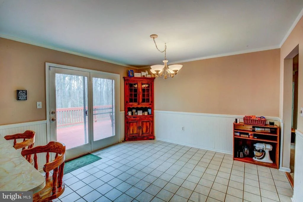 Photo of 4511 KINGS ROAD