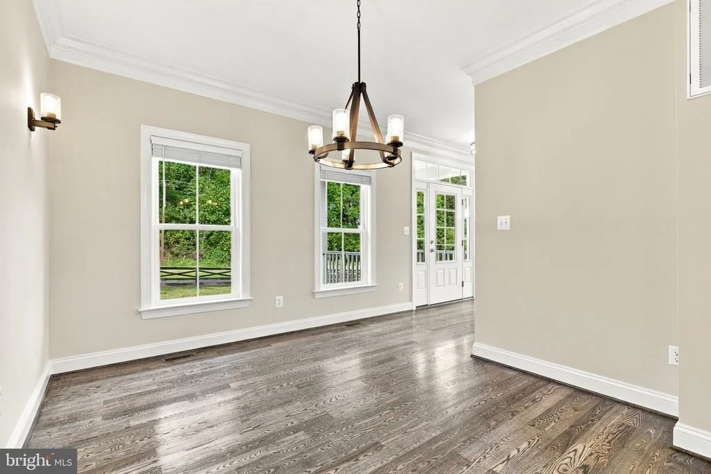 Photo of 7135 LEEDS MANOR ROAD