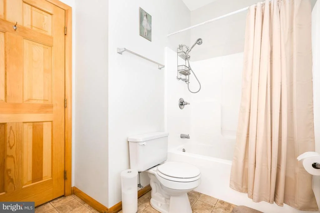 Photo of 2895 TURKEY NECK ROAD