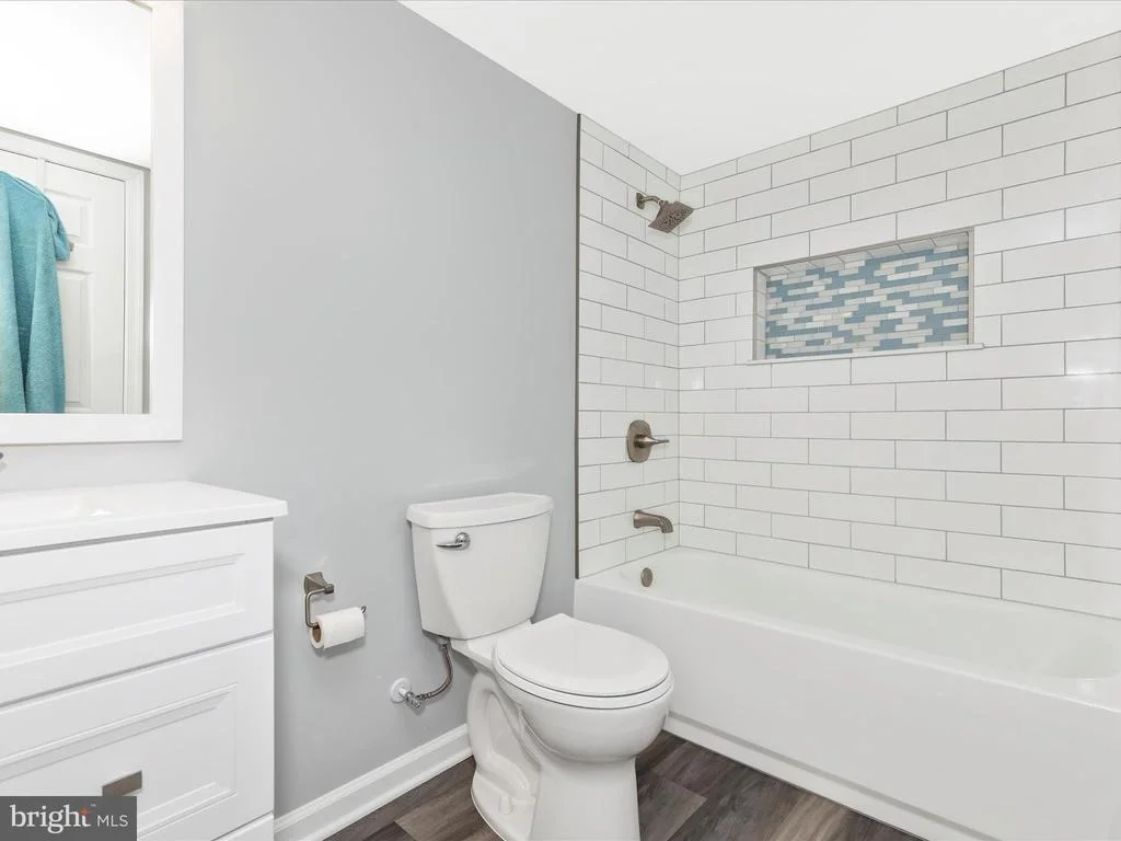 Photo of 1402 MARIAN WAY