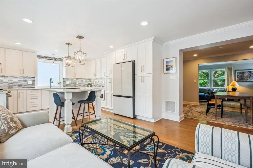 Photo of 2709 EMMET ROAD