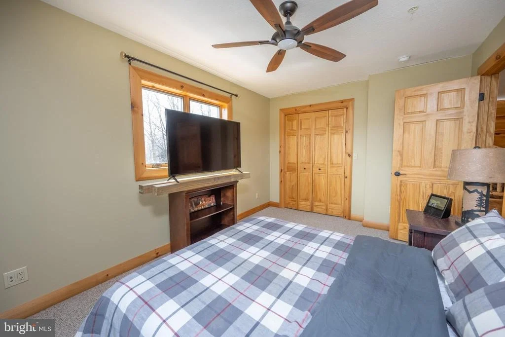 Photo of 276 SUNDANCE WAY