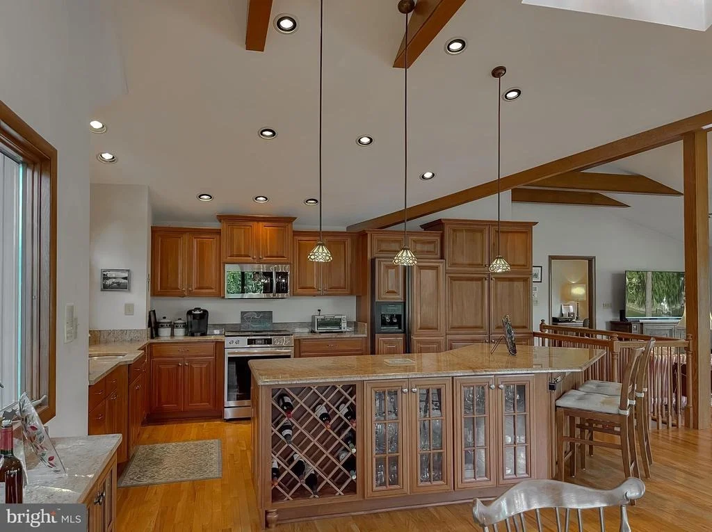 Photo of 222 HARBOR DRIVE