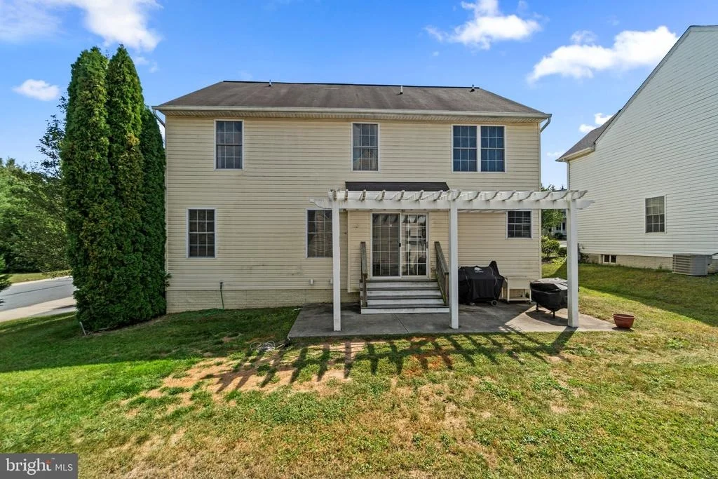 Photo of 814 WELLESLEY COURT