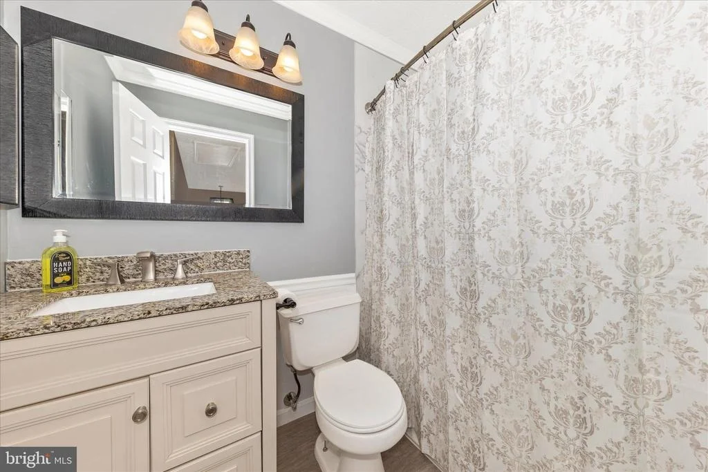 Photo of 2160 COLLINGWOOD LANE