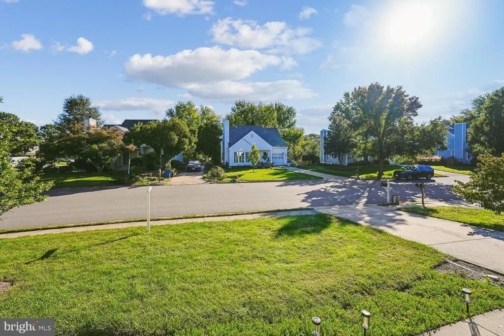 Photo of 6 BENTLEY DRIVE