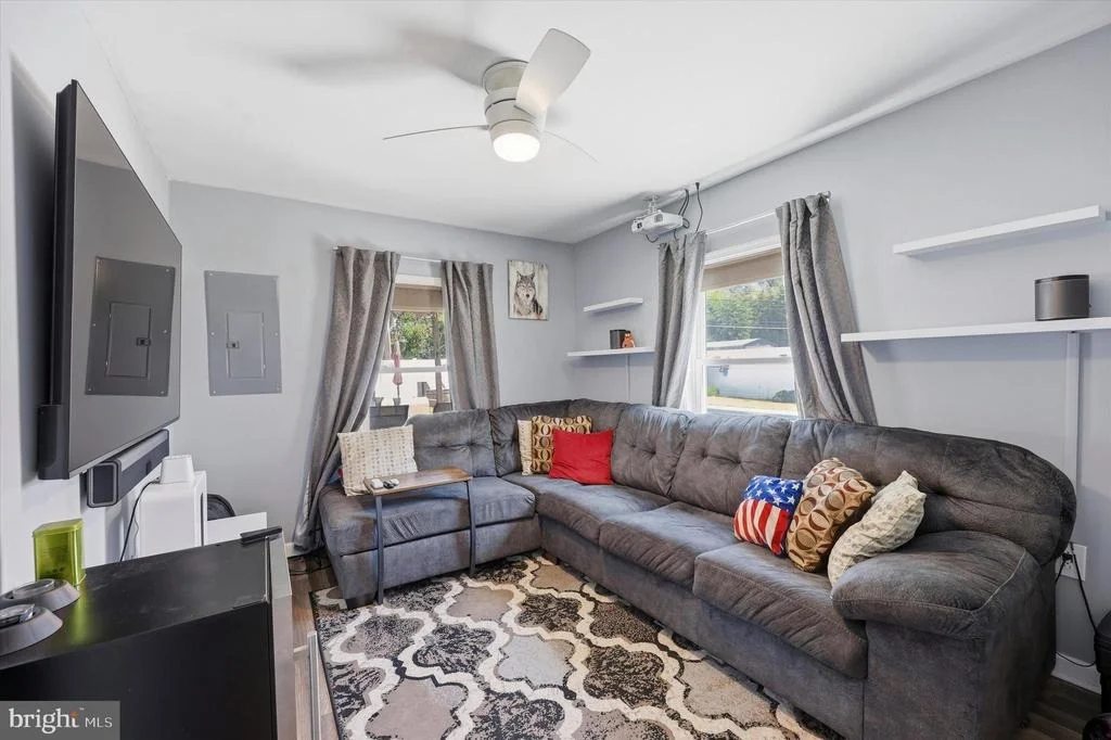 Photo of 401 STONYBROOK DRIVE