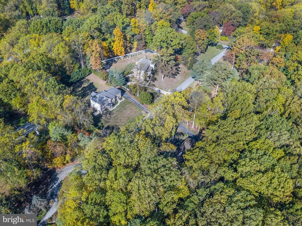 Photo of 17509 SKYLINE DRIVE