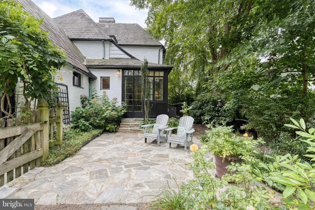 Photo of 304 TAPLOW ROAD