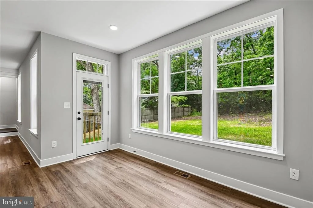Photo of 9312 MADISON AVENUE