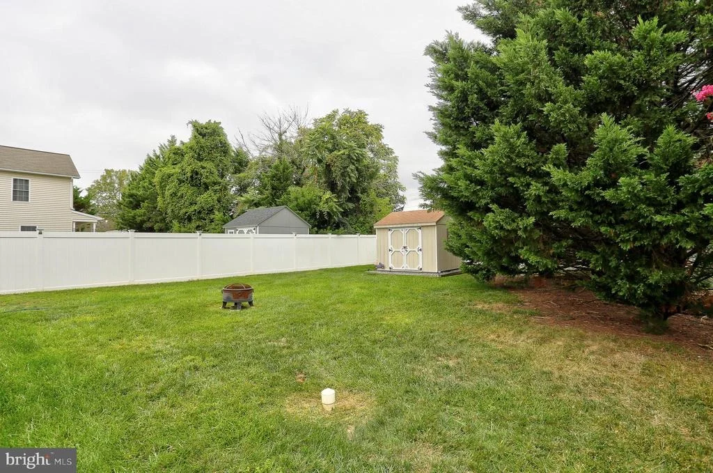 Photo of 5901 LYNBROOK ROAD