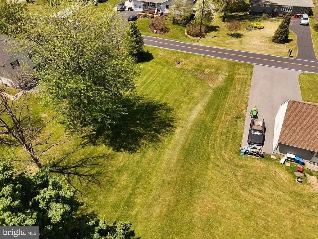 Photo of 663 CURTIS DRIVE