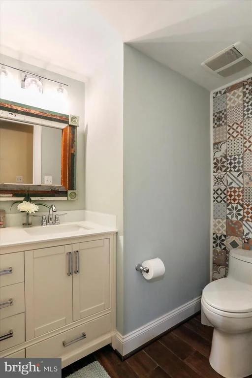 Photo of 20 MAXWELL SQUARE