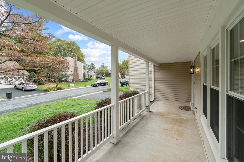 Photo of 14724 BOTANY WAY
