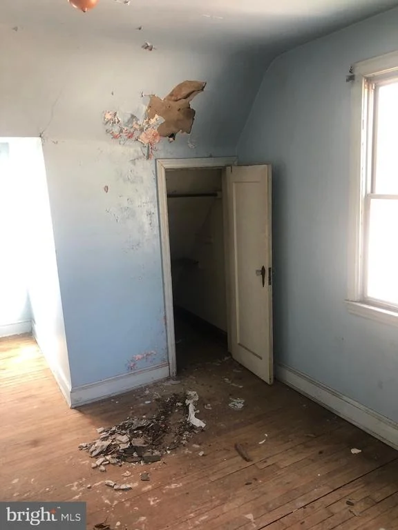 Photo of 4104 TORQUE STREET