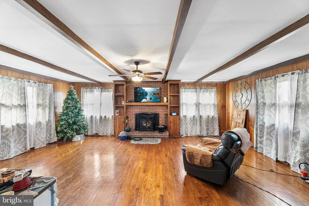 Photo of 1402 SANDY ACRES DRIVE