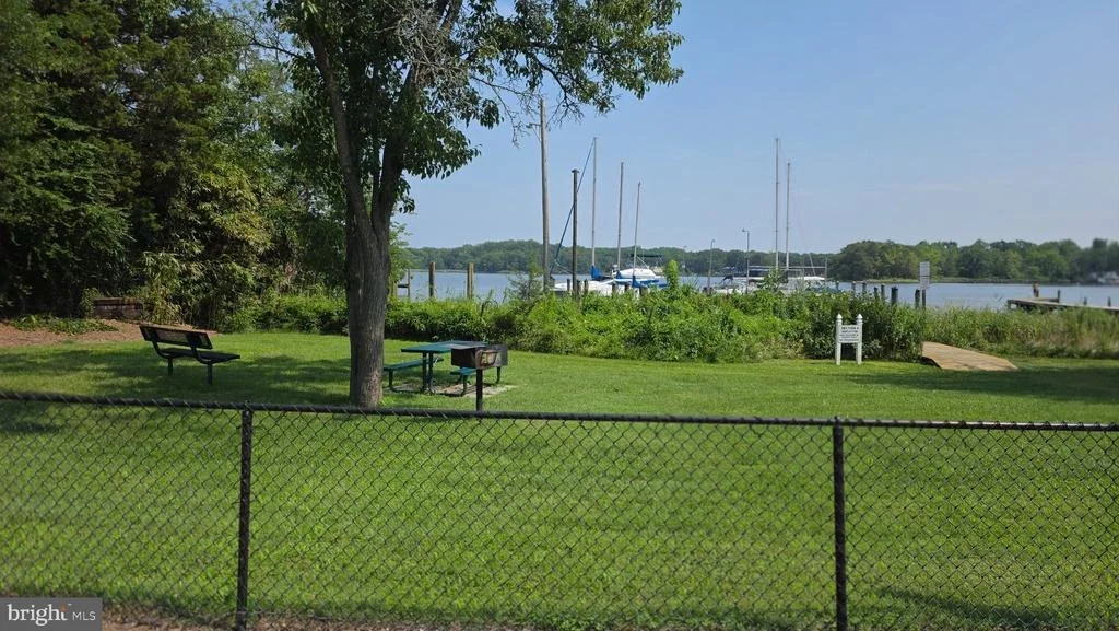 Photo of 1729 SHORE DRIVE