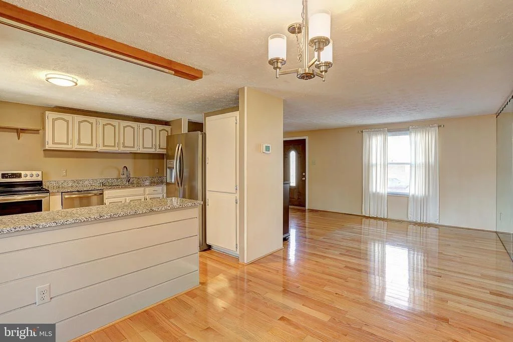 Photo of 6532 WINGFLASH LANE