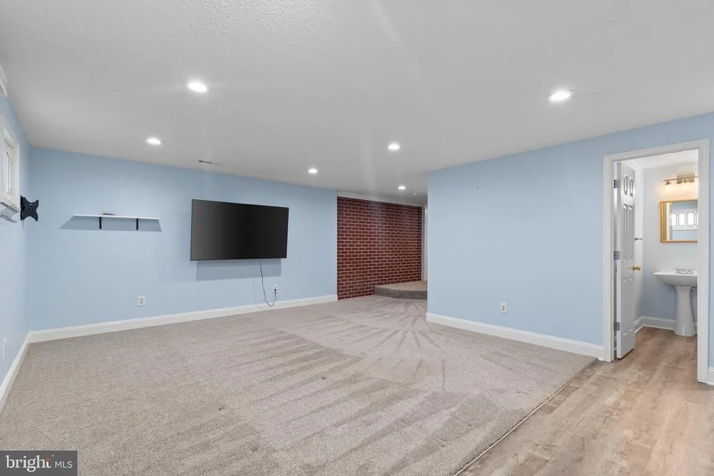 Photo of 103 N CAMERON STREET