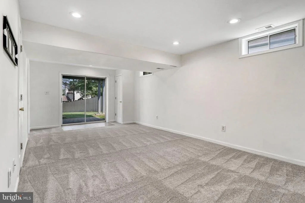 Photo of 1433 VALEBROOK LANE