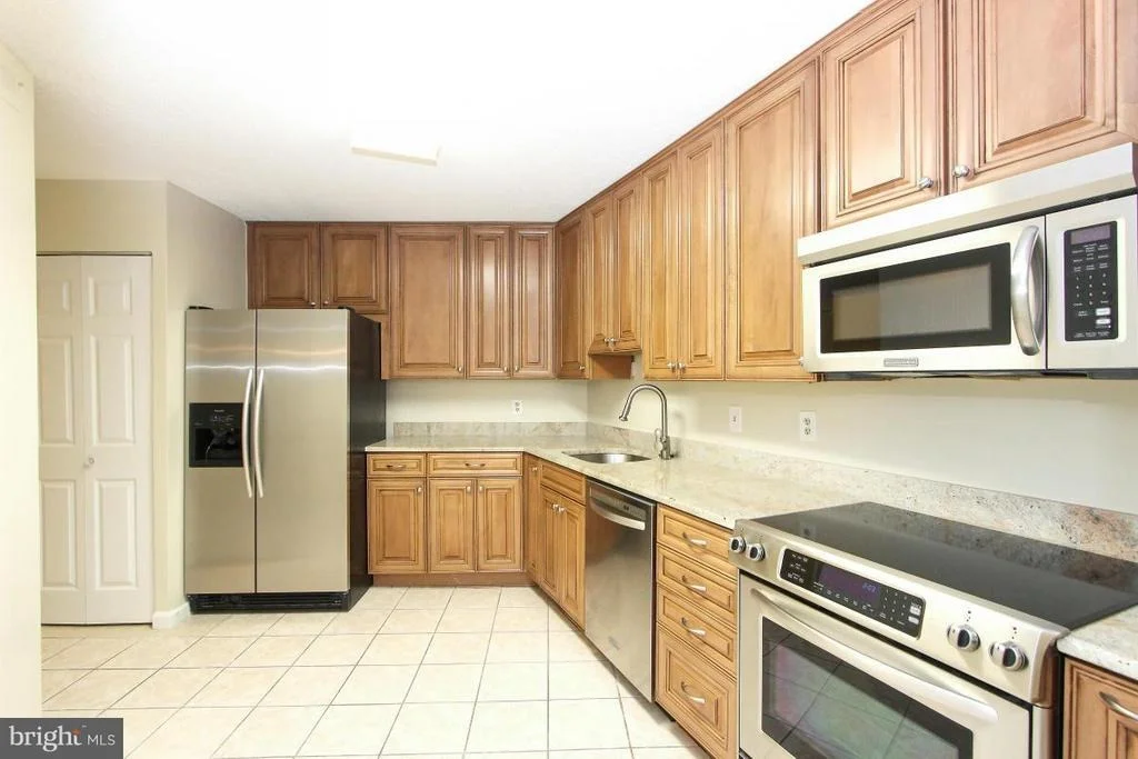 Photo of Unit 718 at 15100 INTERLACHEN DRIVE