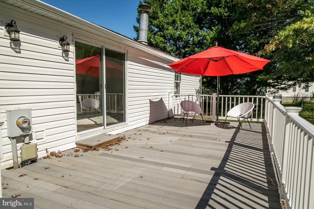 Photo of 21 JOHN B DRIVE