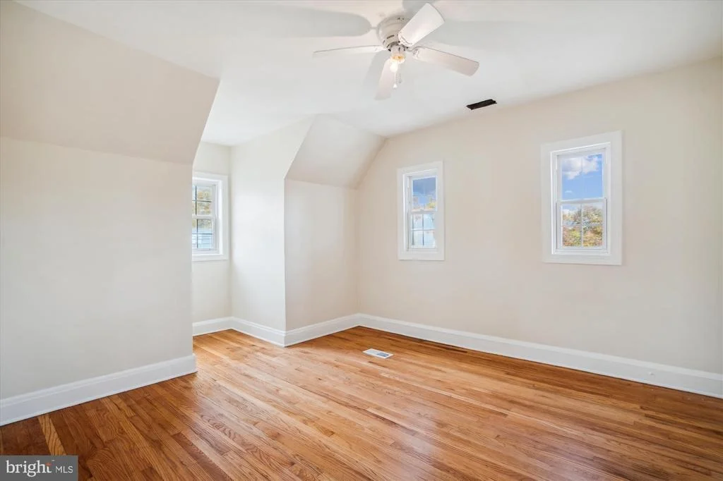 Photo of 9121 LANHAM SEVERN ROAD
