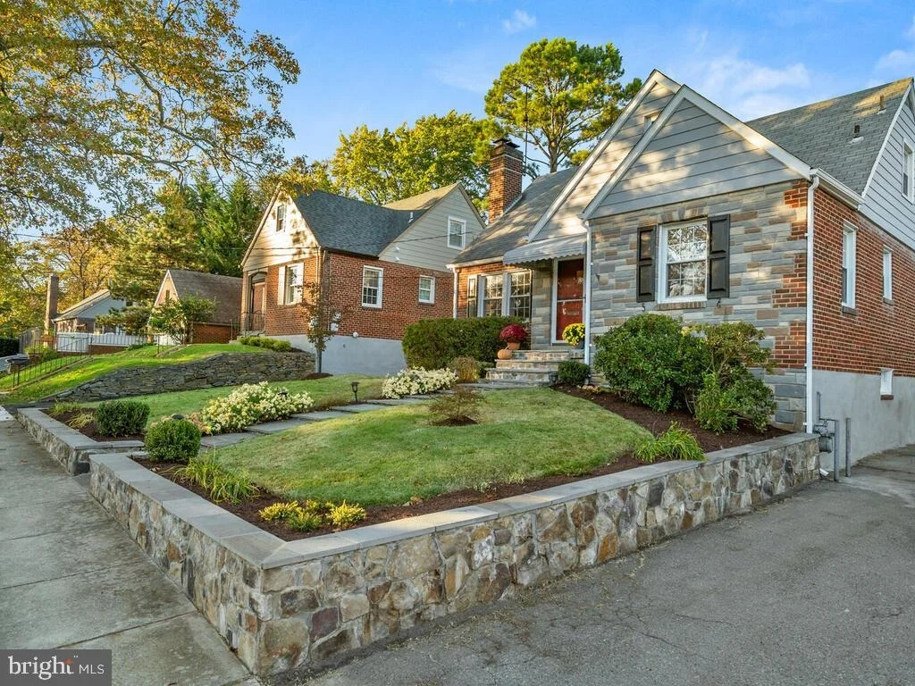 Photo of 409 GRANVILLE DRIVE