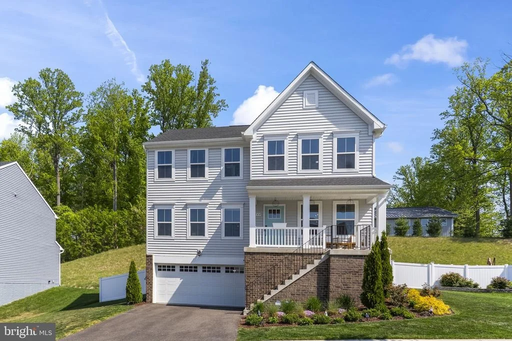 Photo of 2944 HERITAGE DRIVE