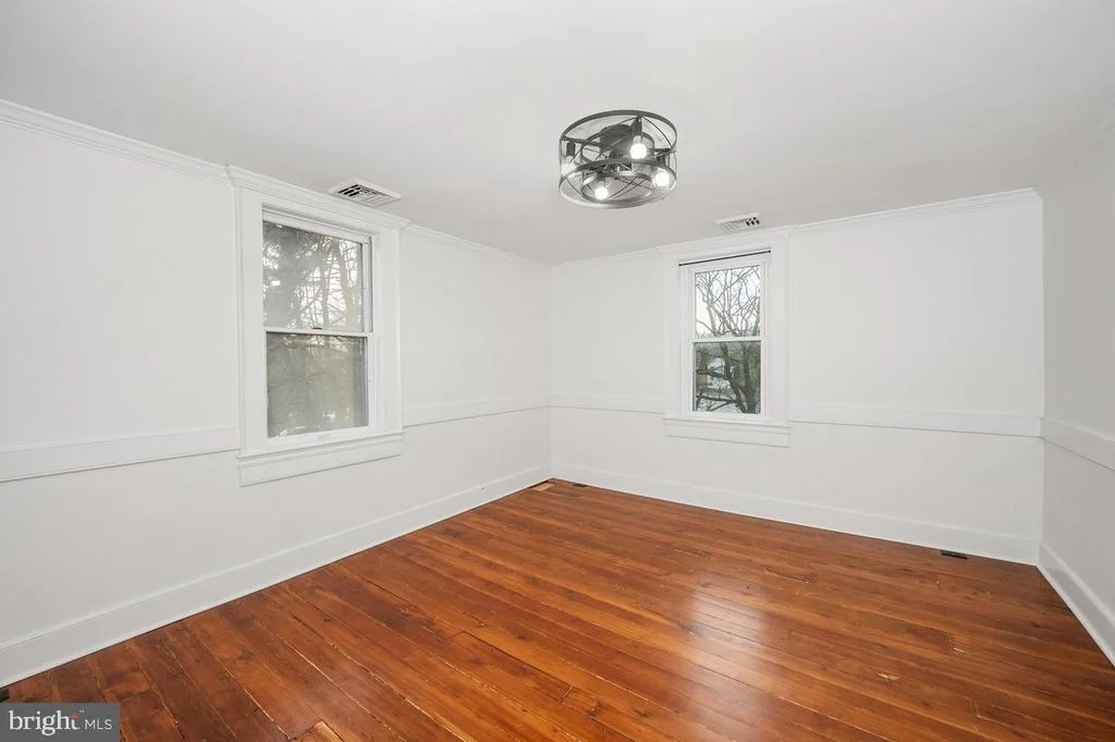 Photo of 11012 ARNOLD LANE