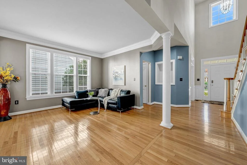 Photo of 42654 FRONTIER DRIVE