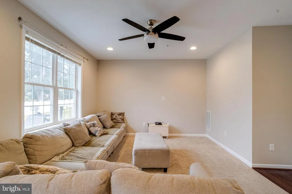 Photo of 1236 FRANCES PLACE